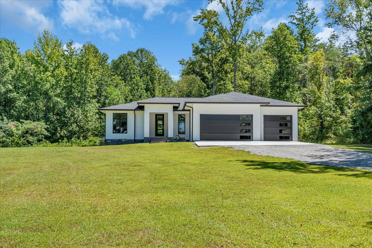 220 S Woods Road Mcminnville TN 37110