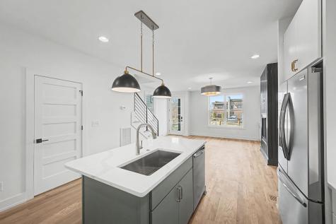 800 45th Ave, N Nashville TN 37209