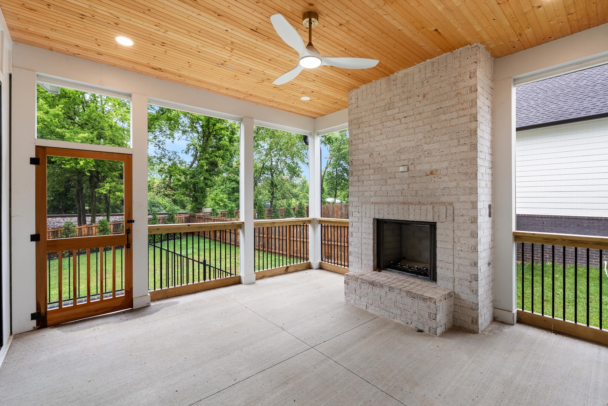 6398 Highway 100 Nashville TN 37205
