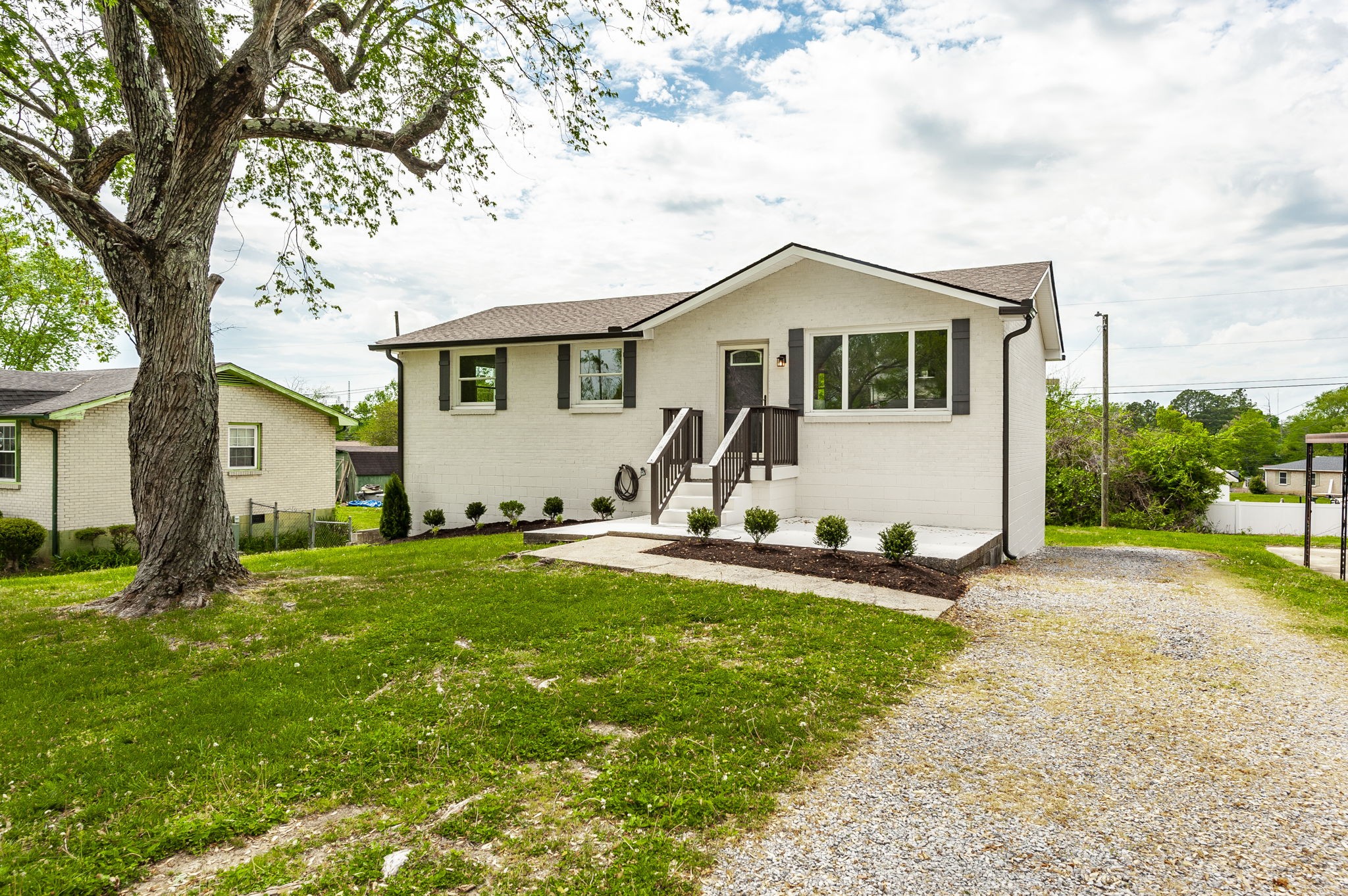 709 Perry Drive Springfield TN 37172