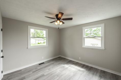 709 Perry Drive Springfield TN 37172