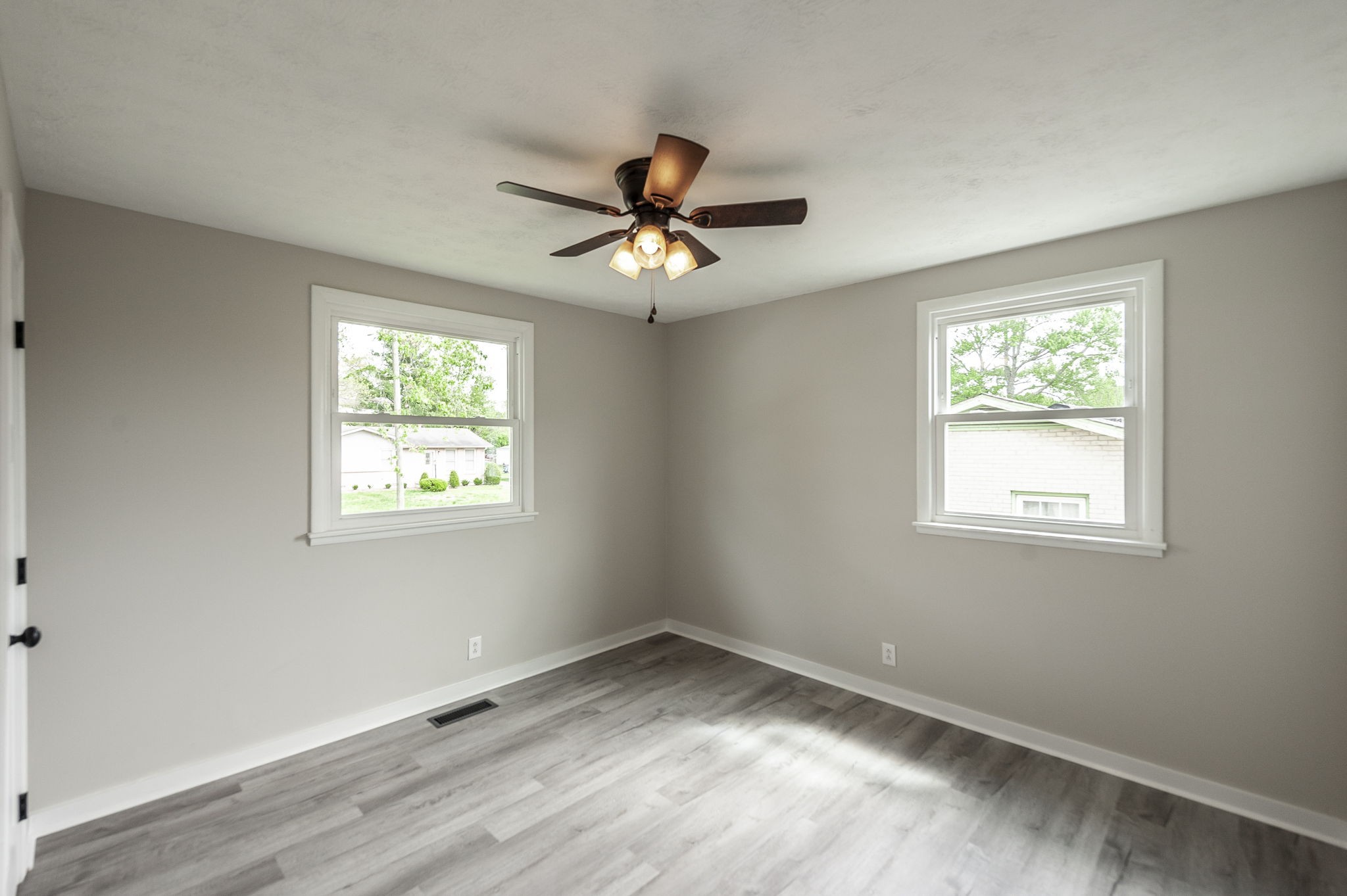 709 Perry Drive Springfield TN 37172