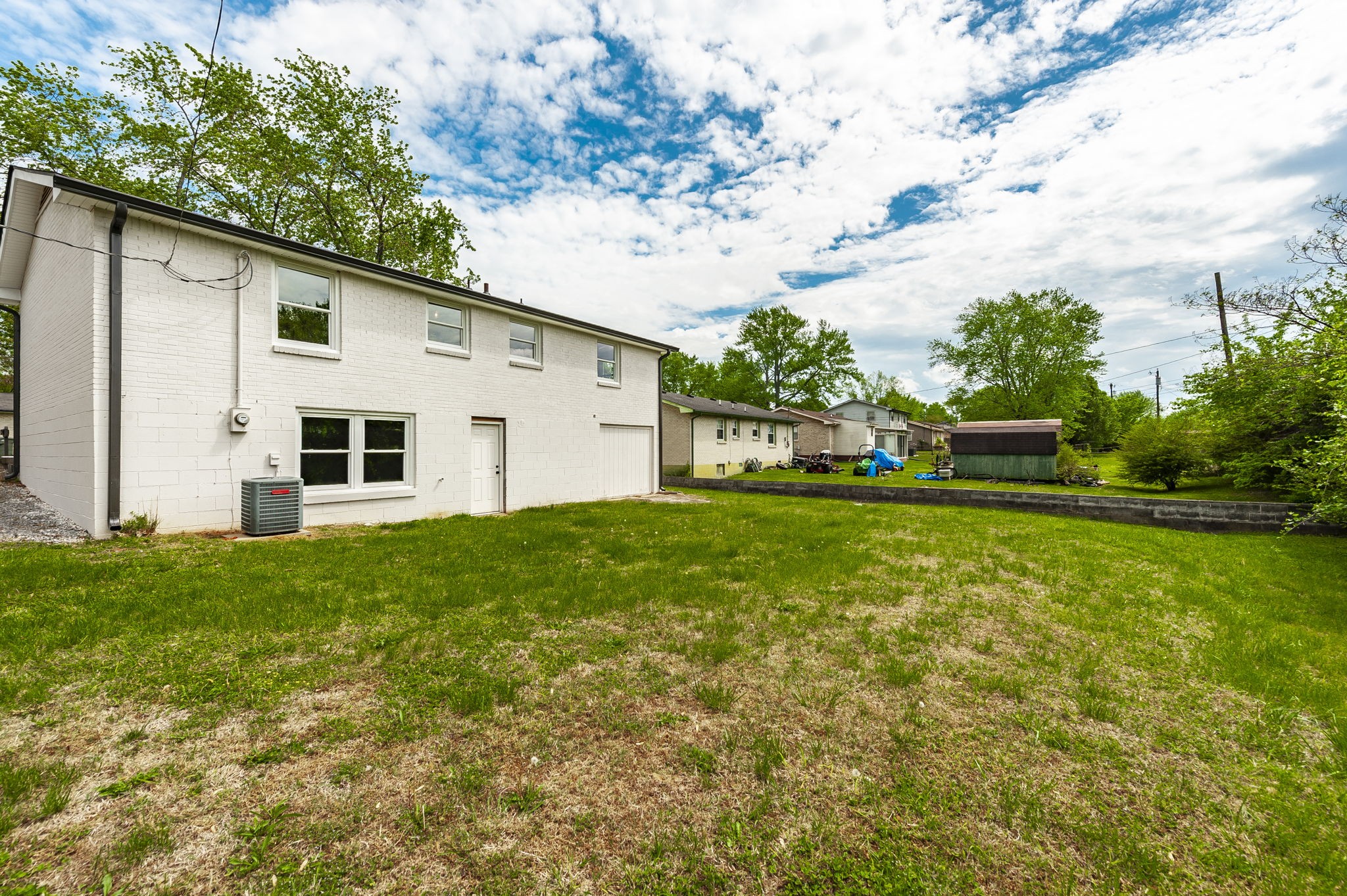 709 Perry Drive Springfield TN 37172