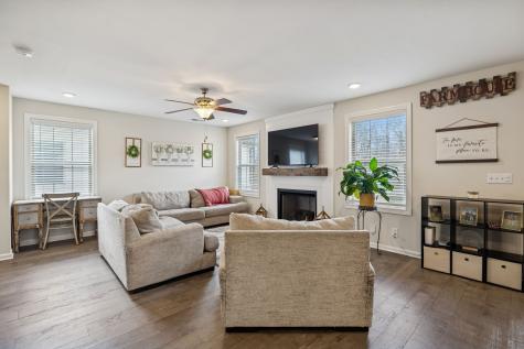 748 Jodine Ann Drive Clarksville TN 37043