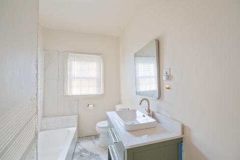 91 E 2nd St, E Parsons TN 38363