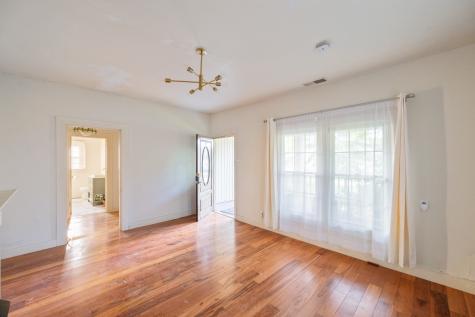 91 E 2nd St, E Parsons TN 38363
