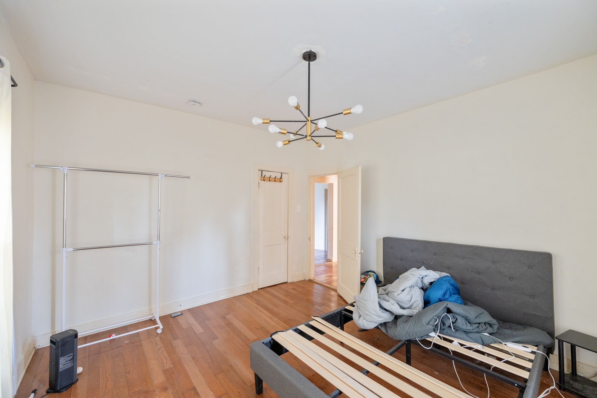 91 E 2nd St, E Parsons TN 38363