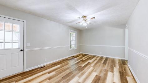 841 N Palmers Chapel Road White House TN 37188