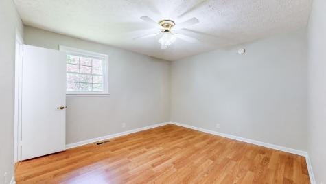 841 N Palmers Chapel Road White House TN 37188