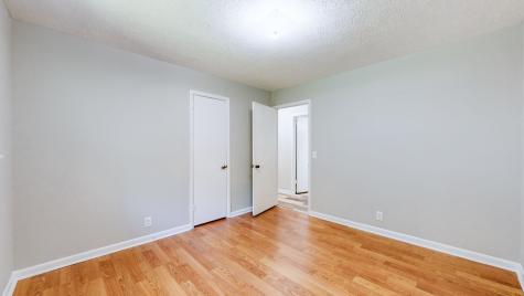 841 N Palmers Chapel Road White House TN 37188