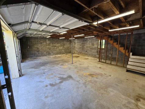 841 N Palmers Chapel Road White House TN 37188