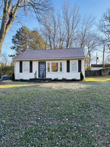 1116 Woodard Street Clarksville TN 37040
