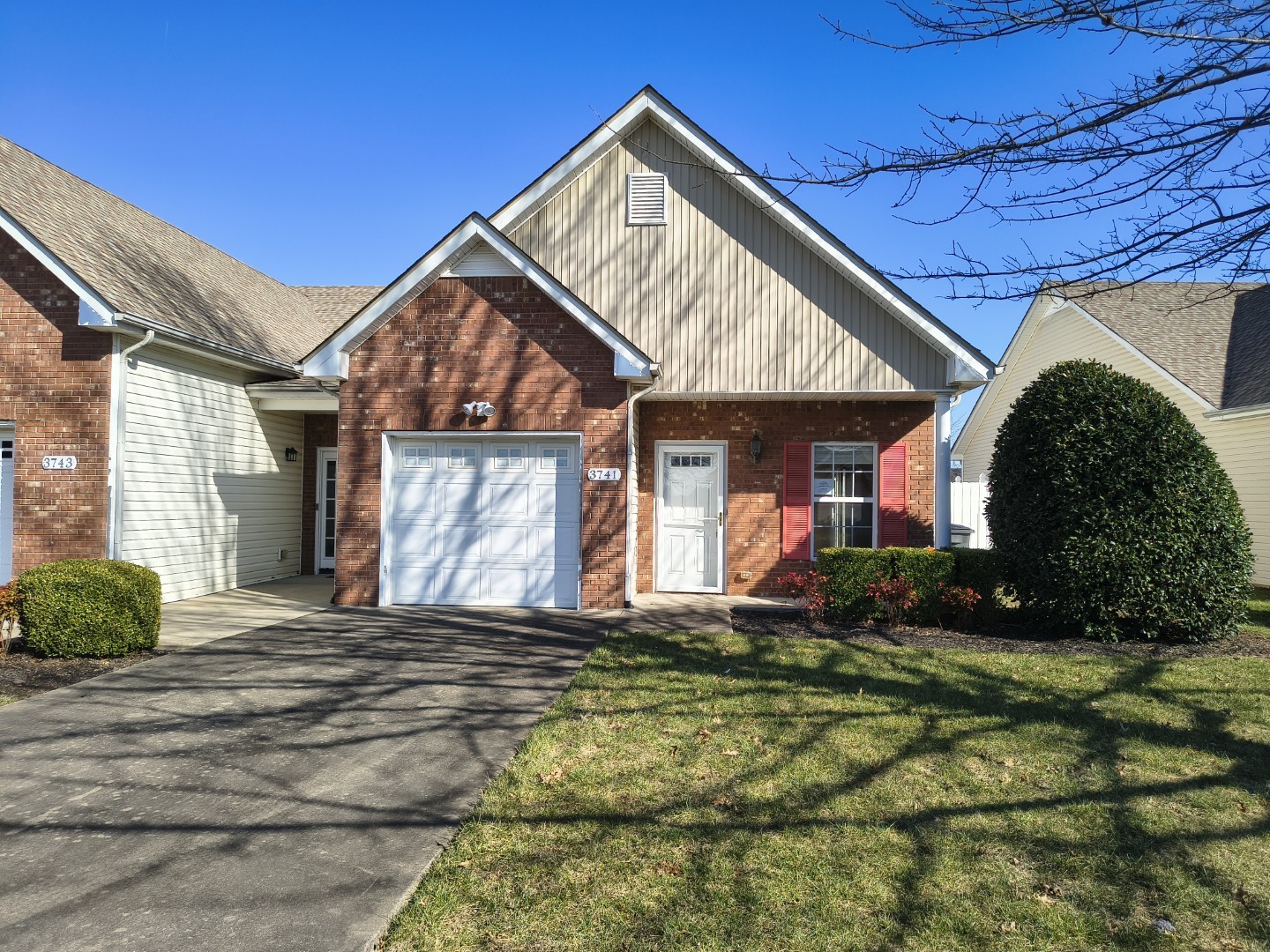 3741 Meadow Ridge Lane Clarksville TN 37040