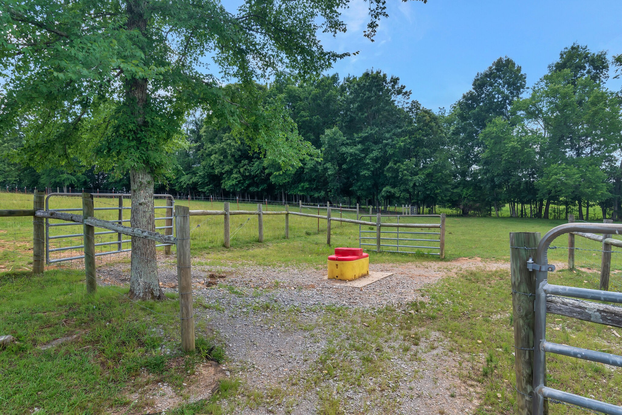 2824 Robert Truelove Road Columbia TN 38401