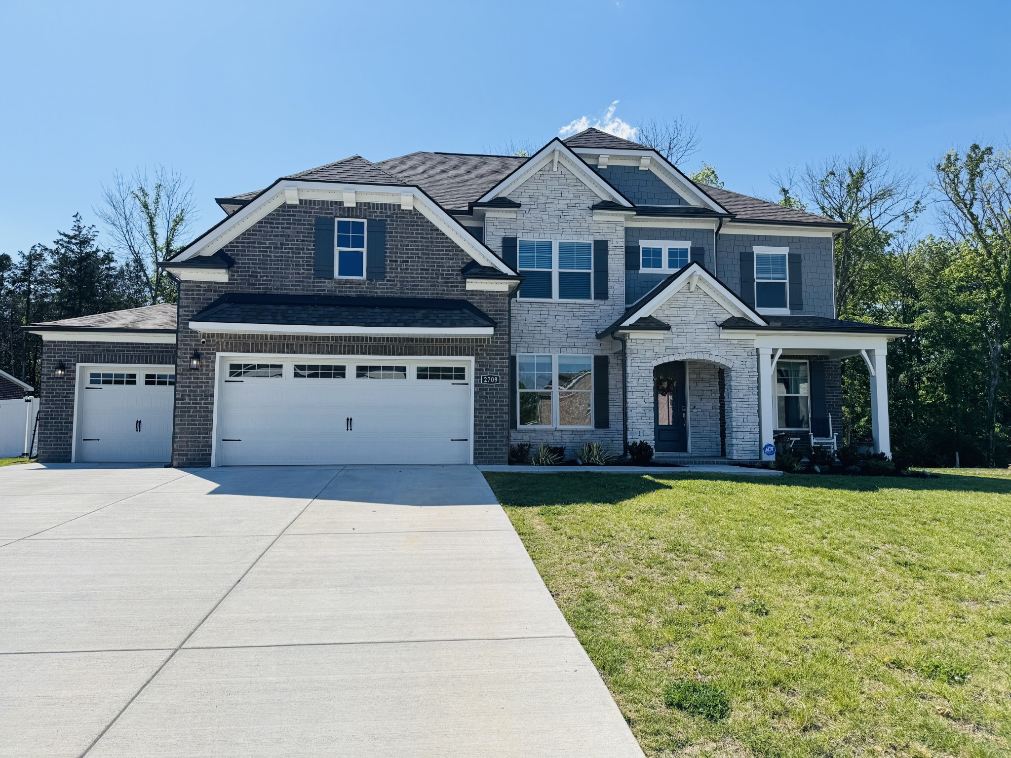2709 Slatewood Way Murfreesboro TN 37129