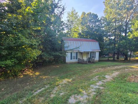 477 Leatherwood Lake Road Stewart TN 37175