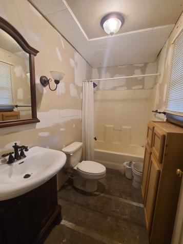 477 Leatherwood Lake Road Stewart TN 37175