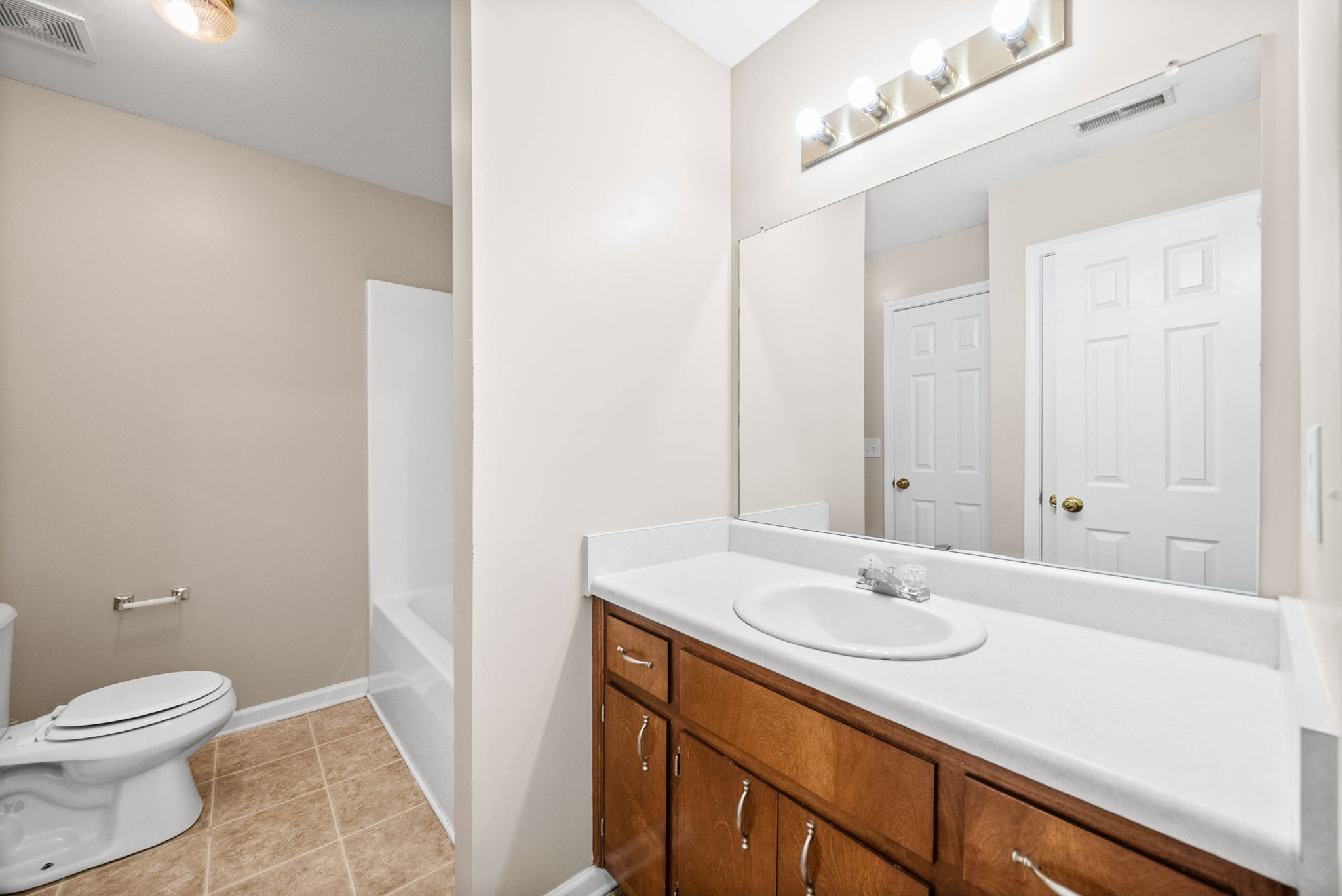 2809 Cobalt Drive Clarksville TN 37040