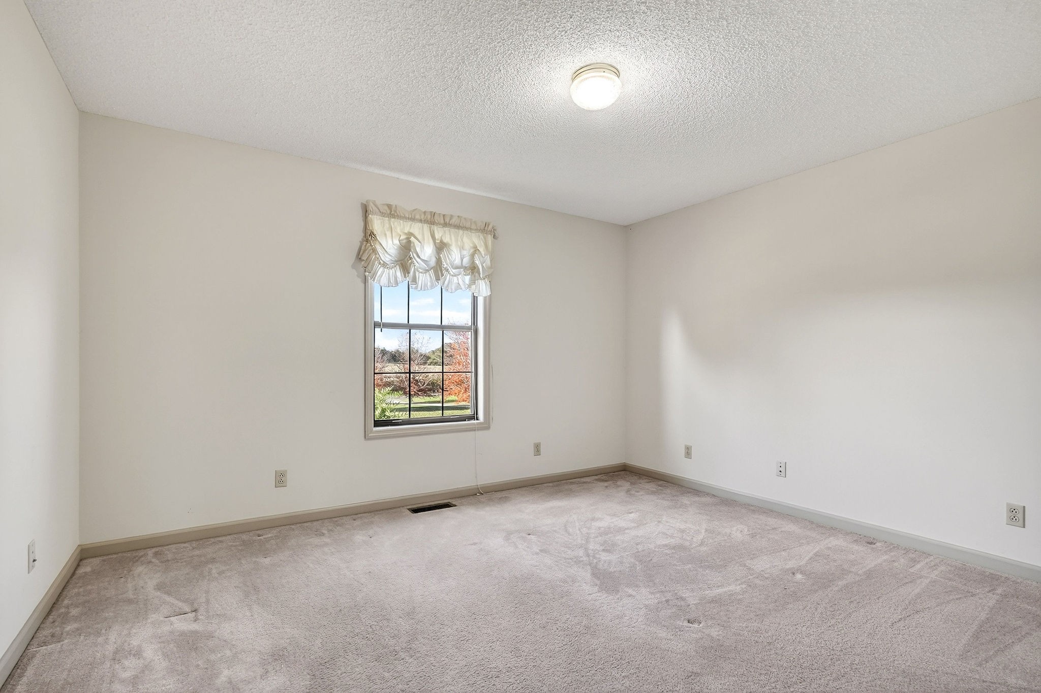 4143 Viola Road Mcminnville TN 37110