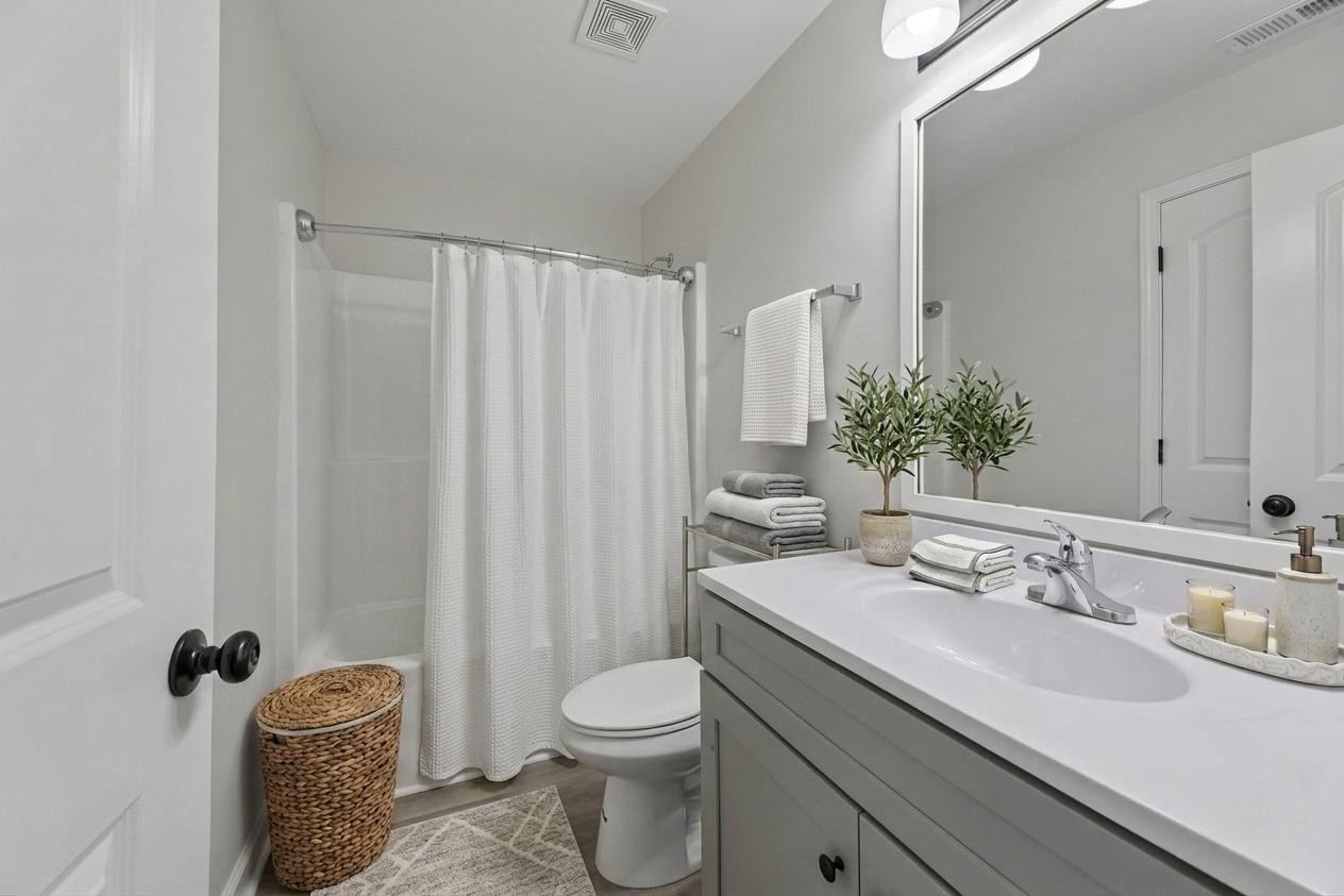 346 E Harris Road Bethpage TN 37022