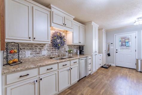 180 Horner Drive Selmer TN 38375