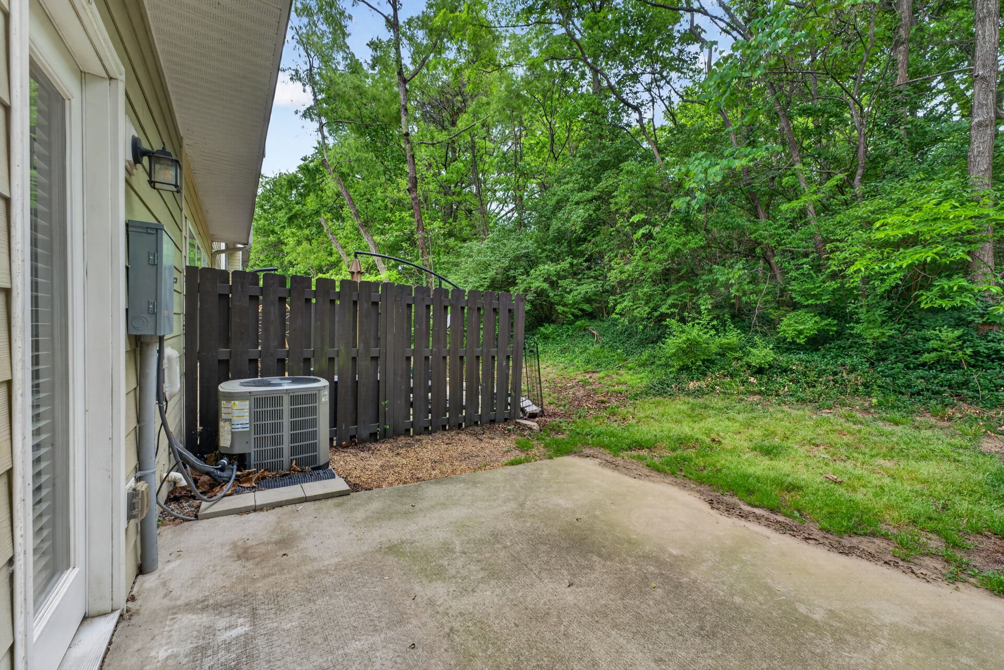 2043 Pinecrest Drive Nashville TN 37211