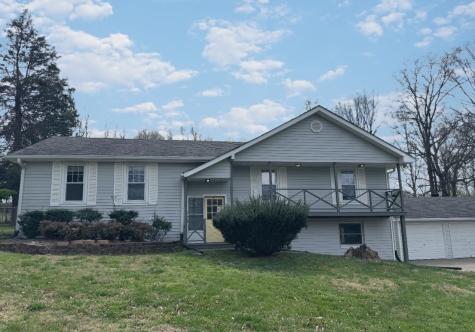 1004 Red Oak Drive Greenbrier TN 37073