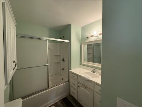 1004 Red Oak Drive Greenbrier TN 37073