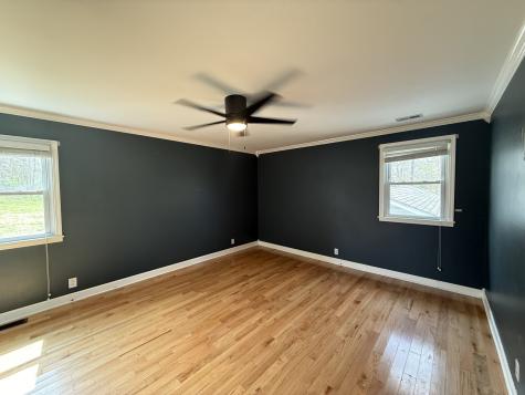 1004 Red Oak Drive Greenbrier TN 37073