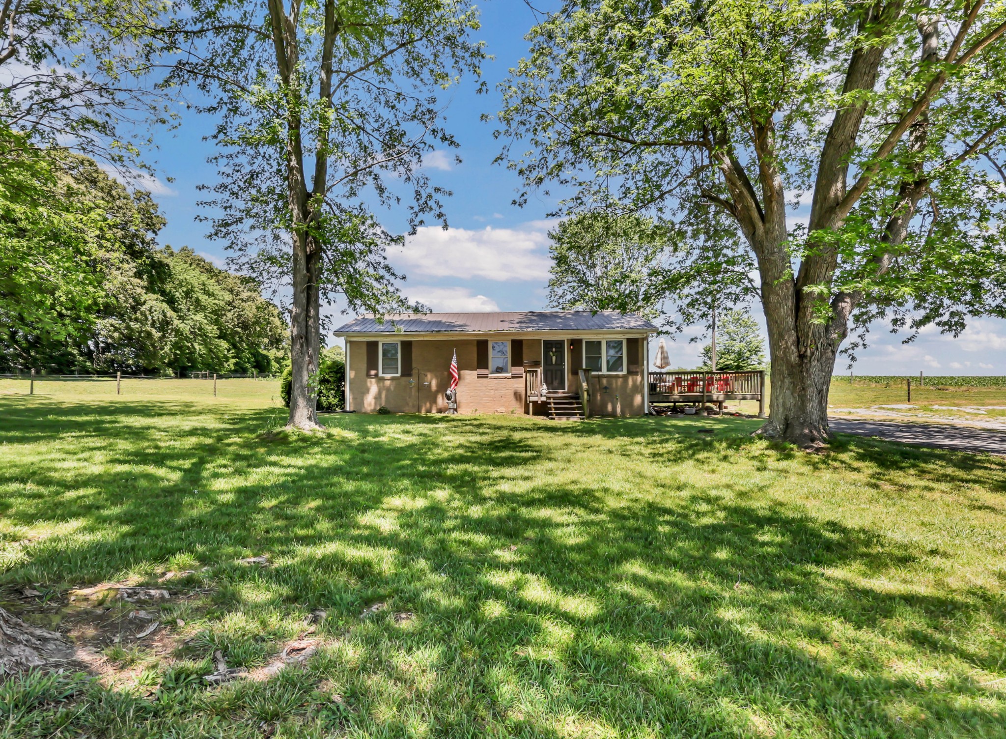 1068 Hugh Hunter Road Oak Grove KY 42262