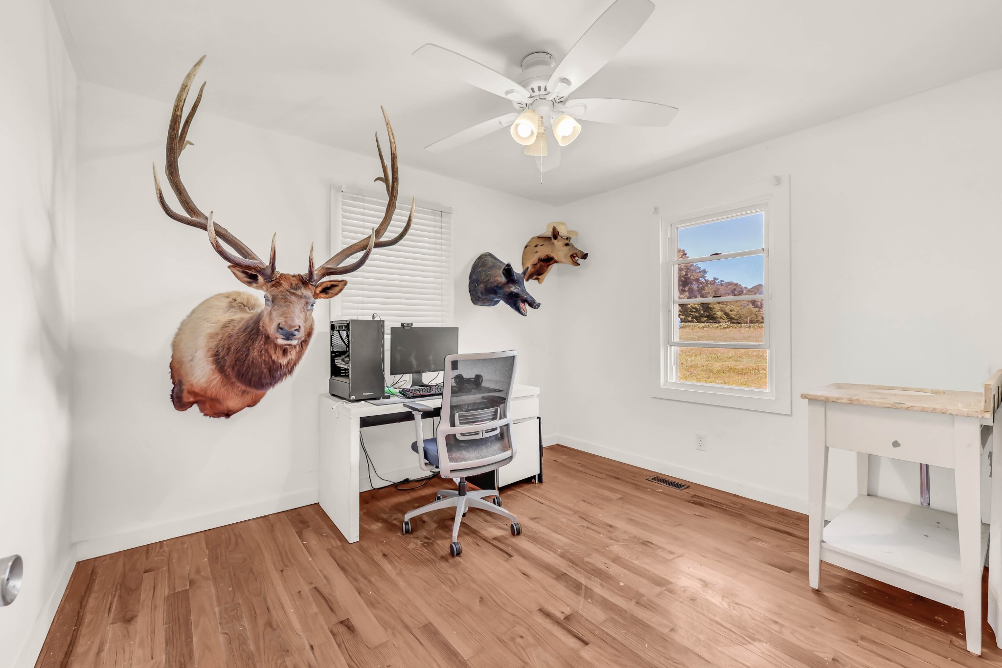 1068 Hugh Hunter Road Oak Grove KY 42262