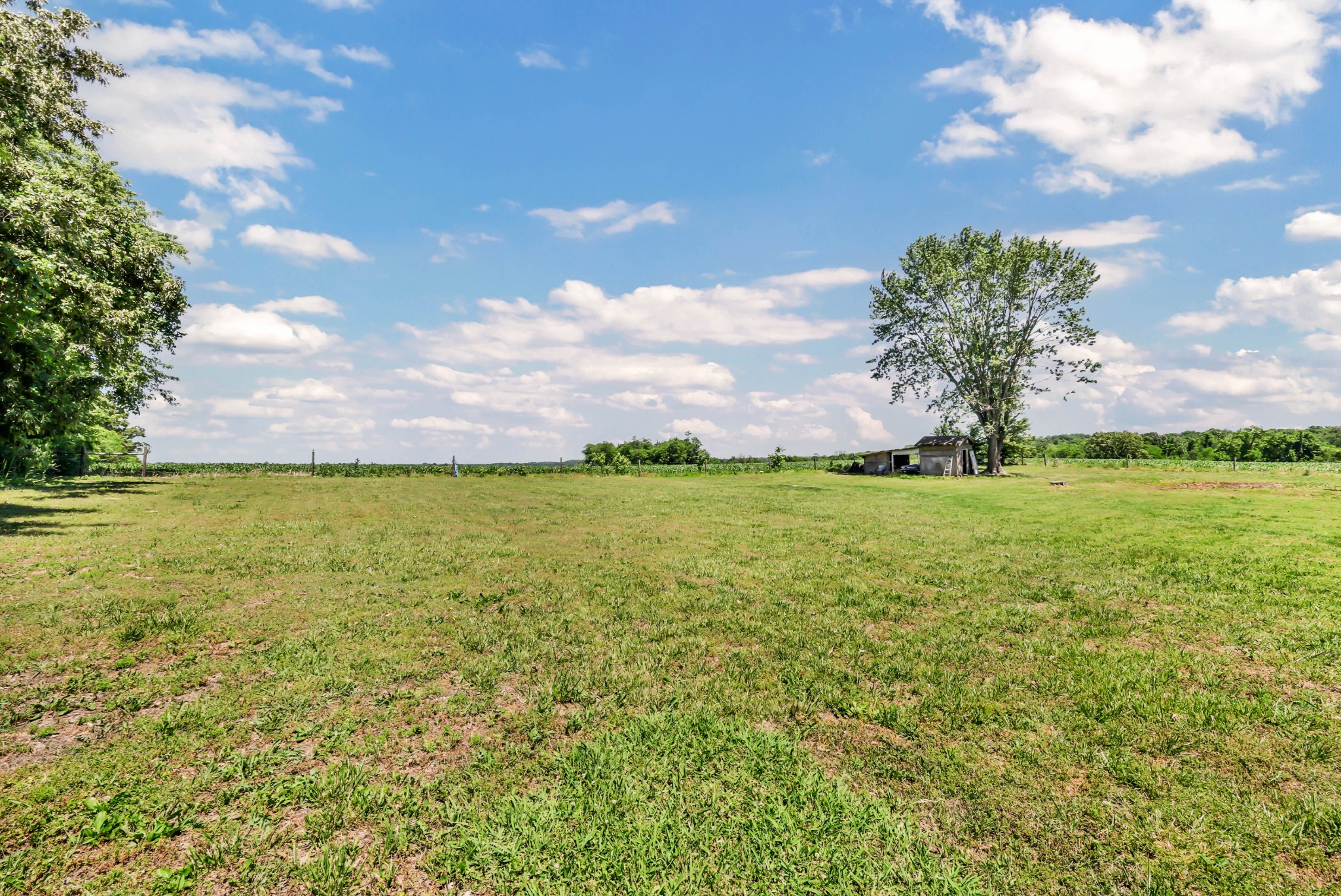 1068 Hugh Hunter Road Oak Grove KY 42262