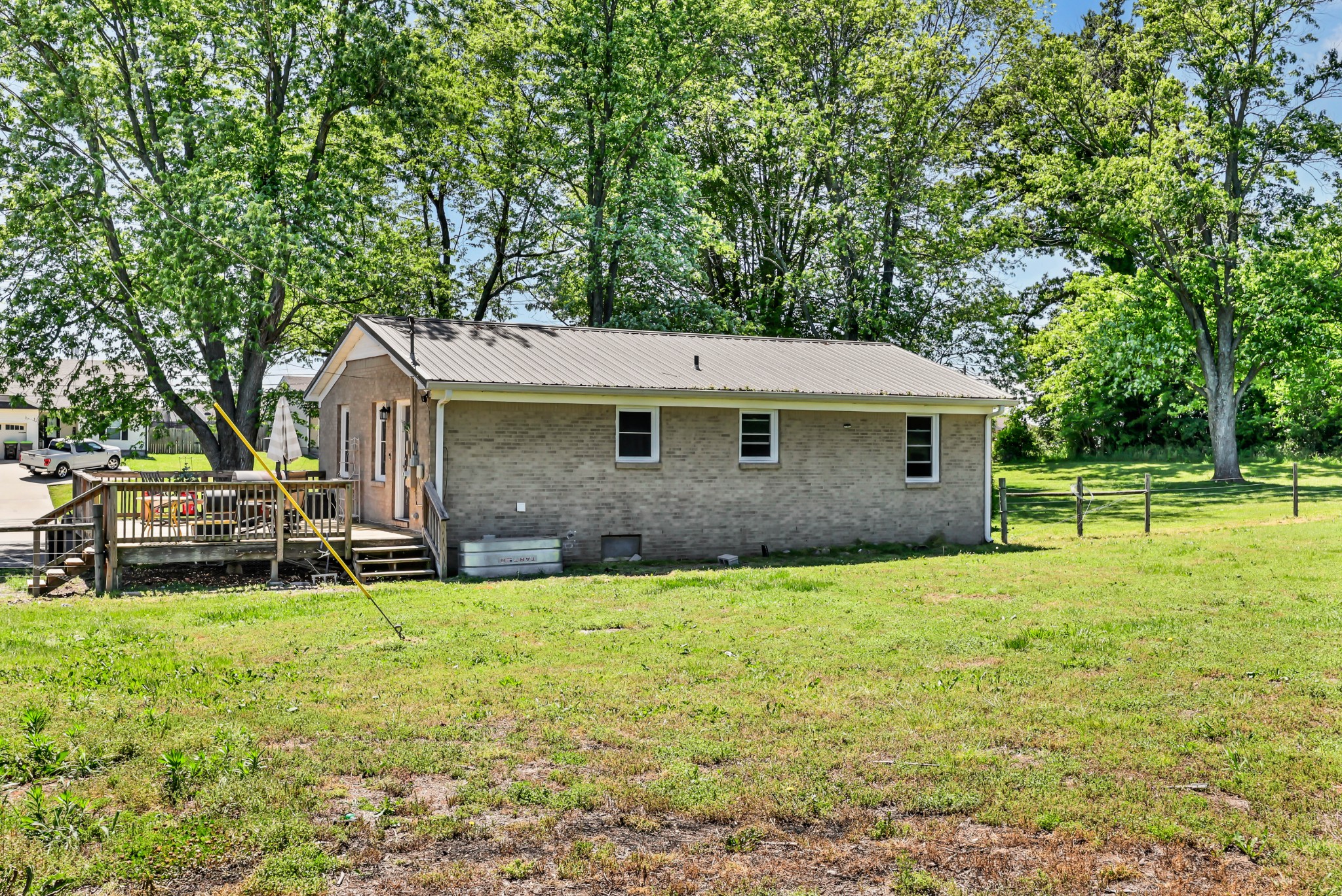 1068 Hugh Hunter Road Oak Grove KY 42262
