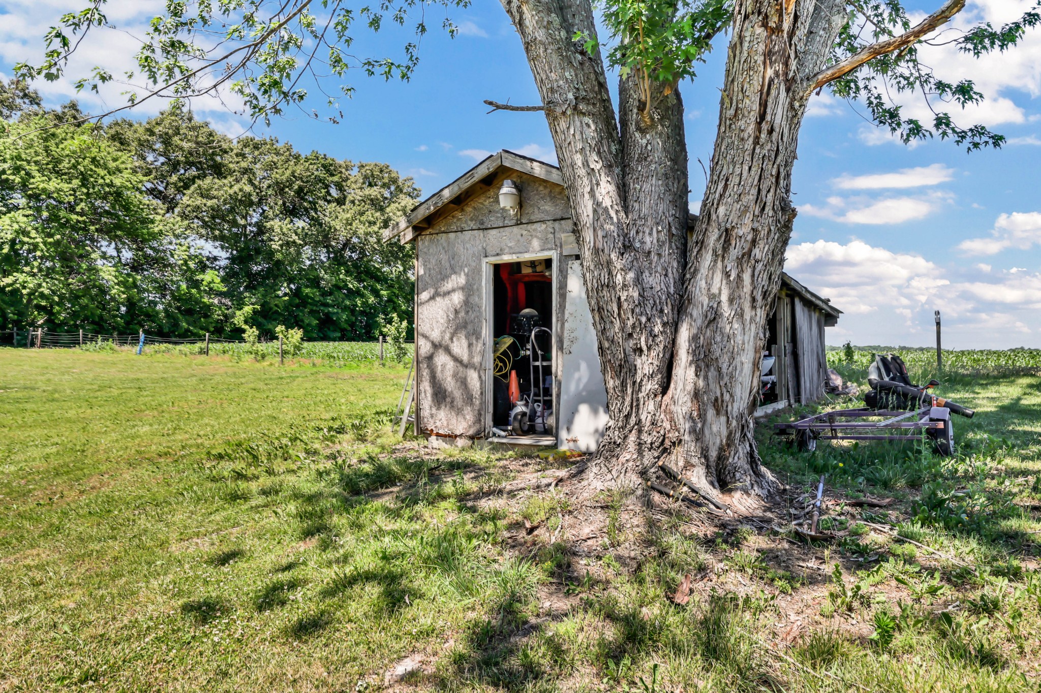 1068 Hugh Hunter Road Oak Grove KY 42262