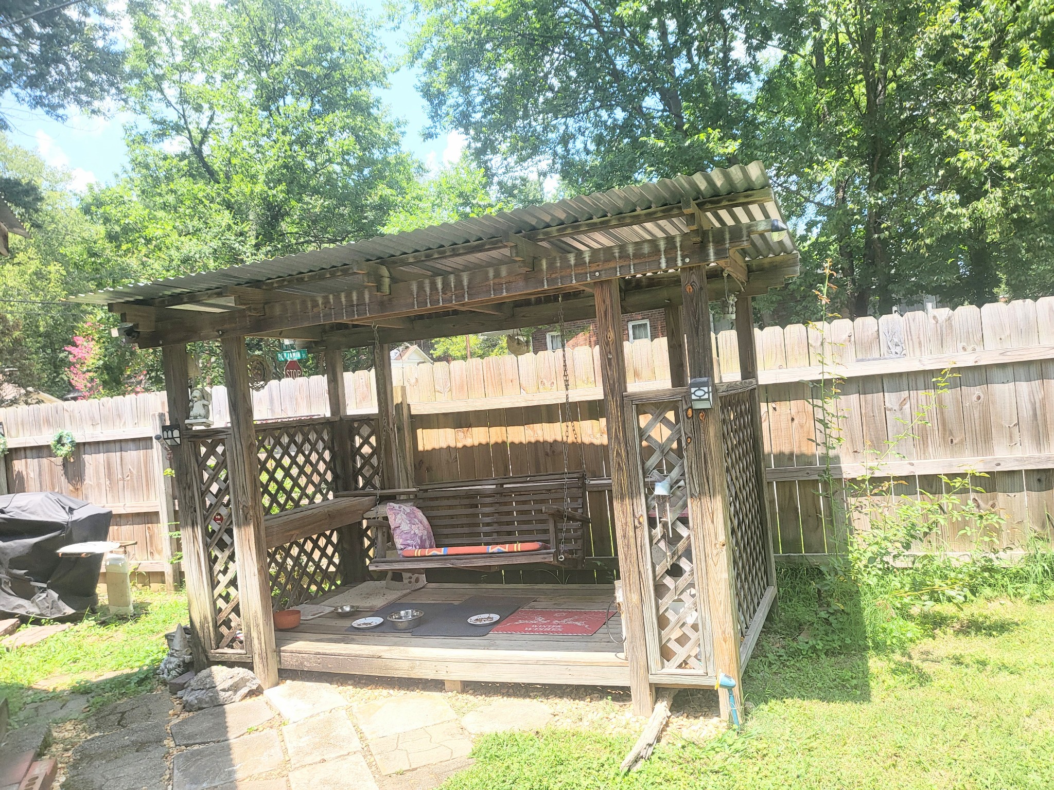 911 N 16th Street Nashville TN 37206