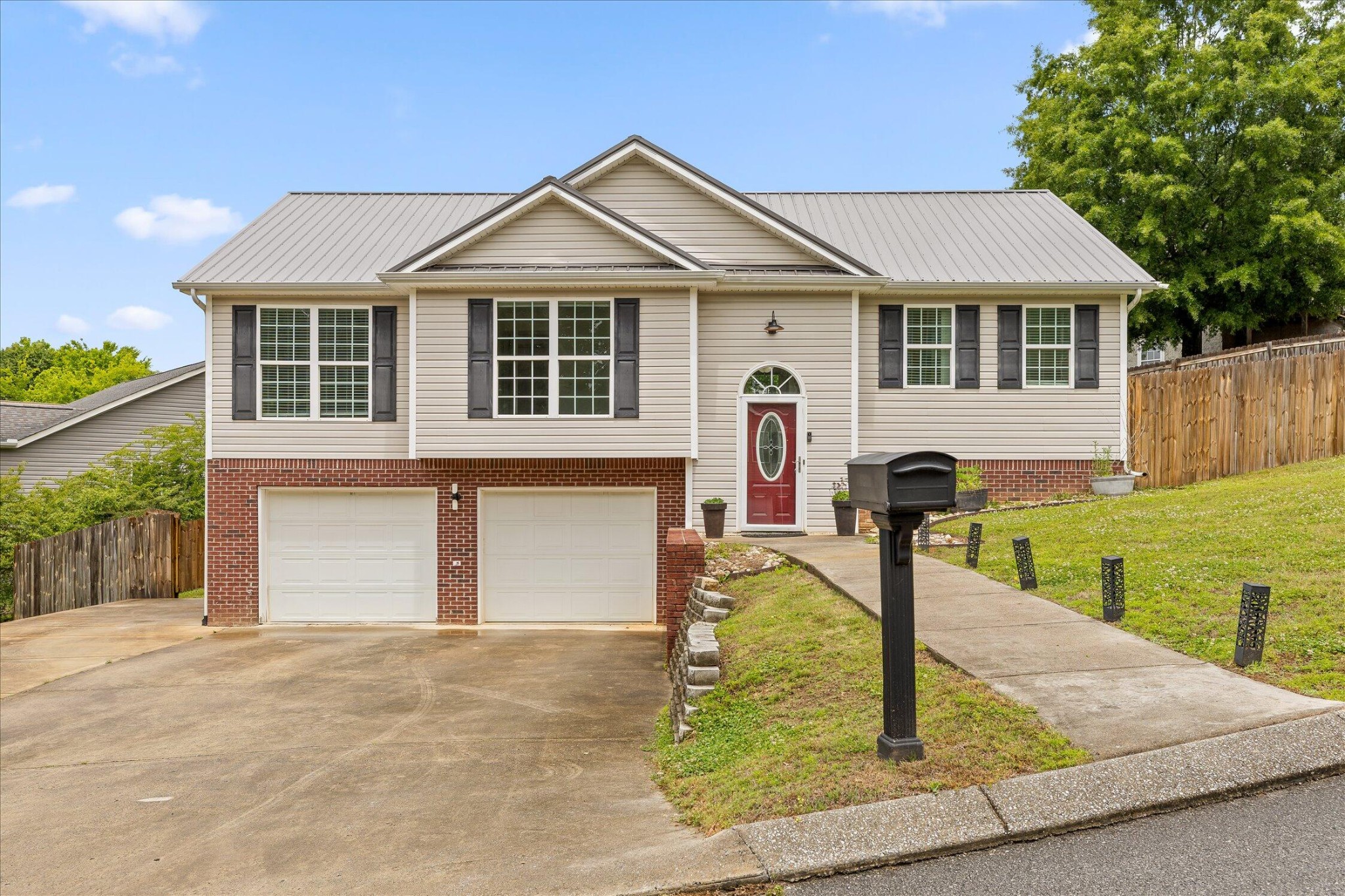 9451 Hackberry Lane Soddy Daisy TN 37379