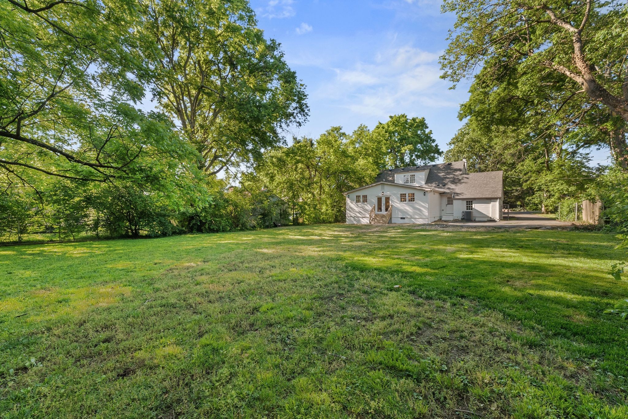 1107 Riverwood Drive Nashville TN 37216