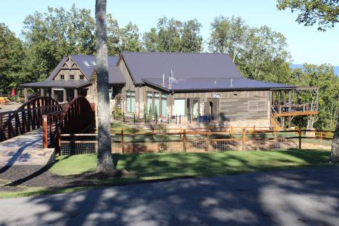 3699 Crockett Pointe Jasper TN 37347