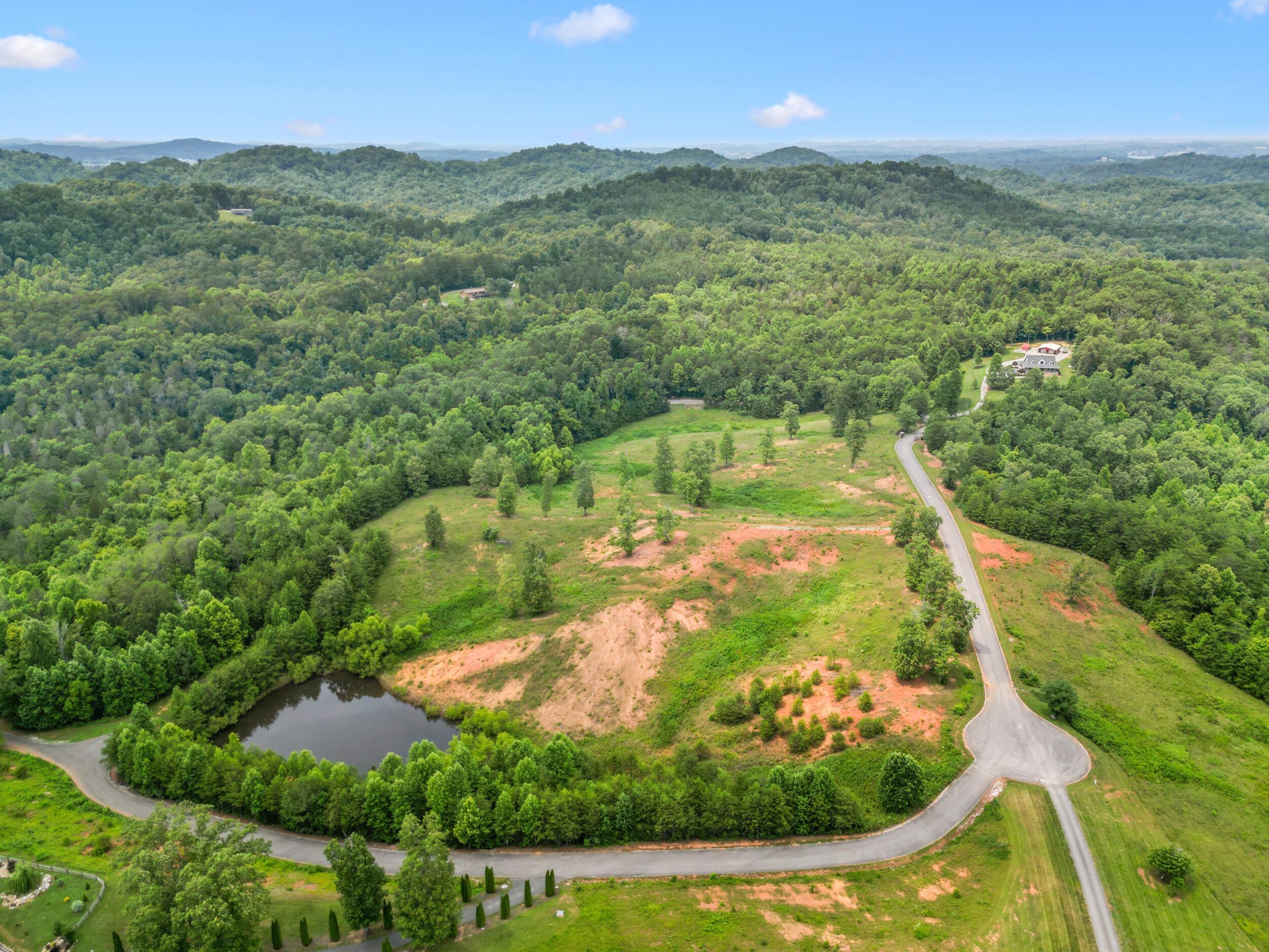 8 Shiners Bluff Drive Madisonville TN 37354