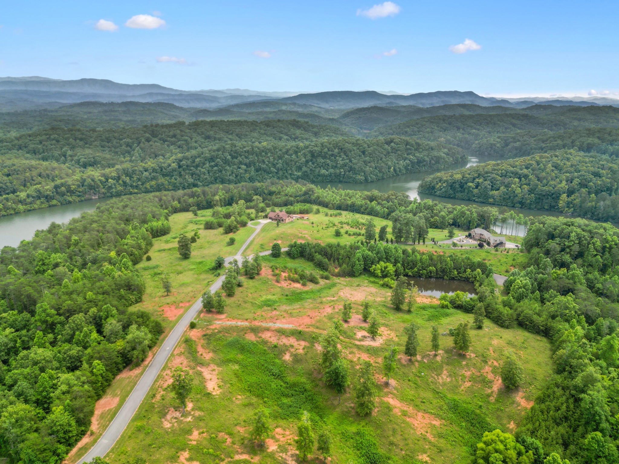 8 Shiners Bluff Drive Madisonville TN 37354