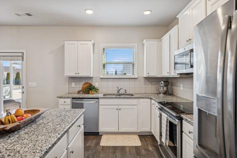 2910 Hen Brook Drive Columbia TN 38401