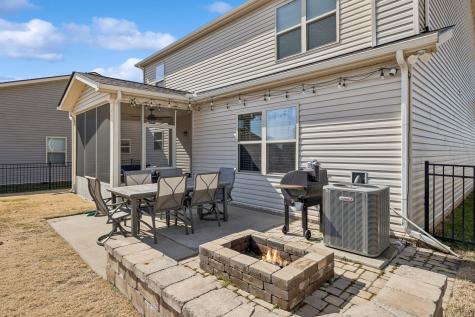 2910 Hen Brook Drive Columbia TN 38401