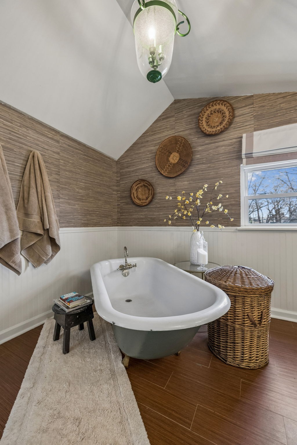 500 5th Ave, E Springfield TN 37172