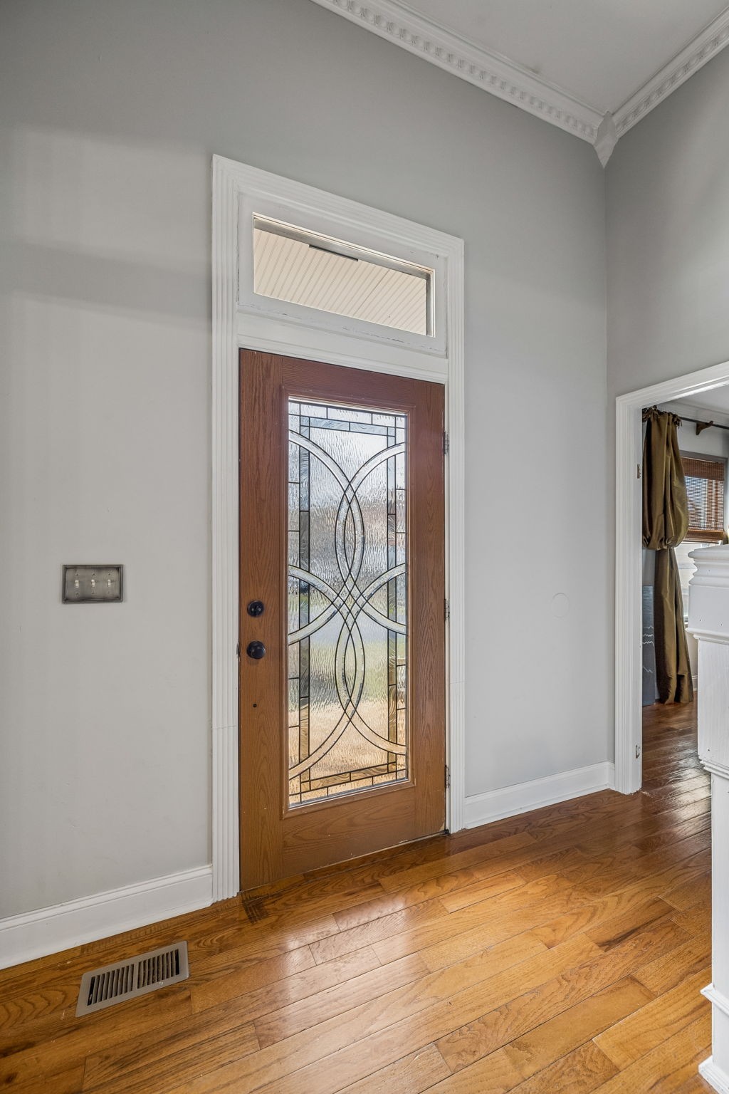 500 5th Ave, E Springfield TN 37172