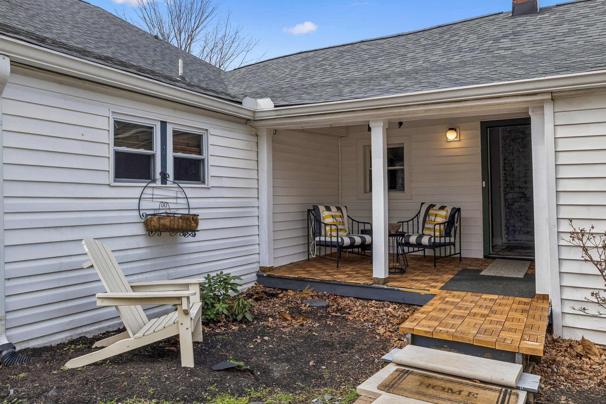 500 5th Ave, E Springfield TN 37172