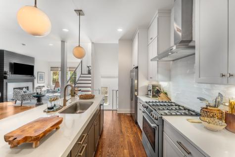 807B Porter Road Nashville TN 37206