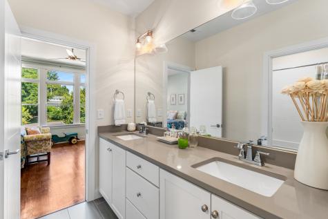 807B Porter Road Nashville TN 37206
