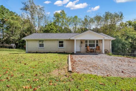 6325 Greenbrier Cemetery Road Greenbrier TN 37073