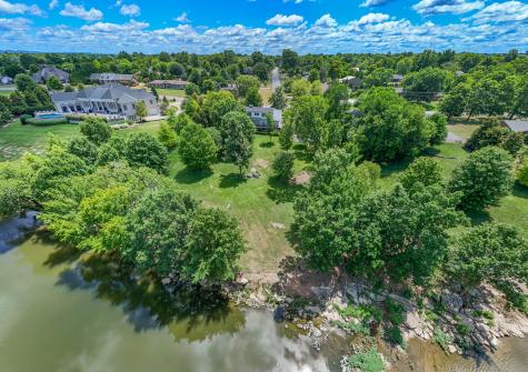2003 Riverview Drive Murfreesboro TN 37129