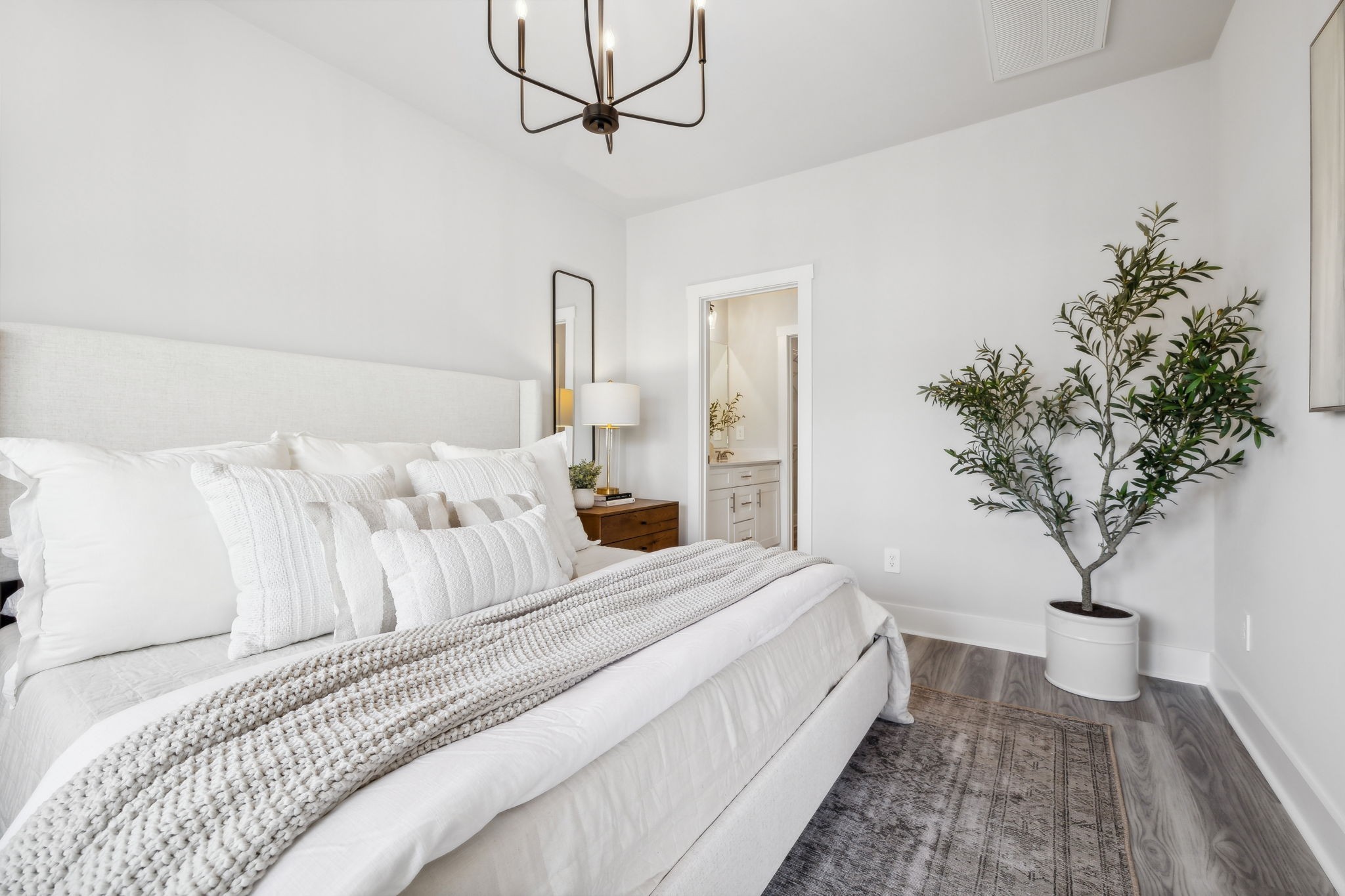 533 Tulip Springs Road Hermitage TN 37076